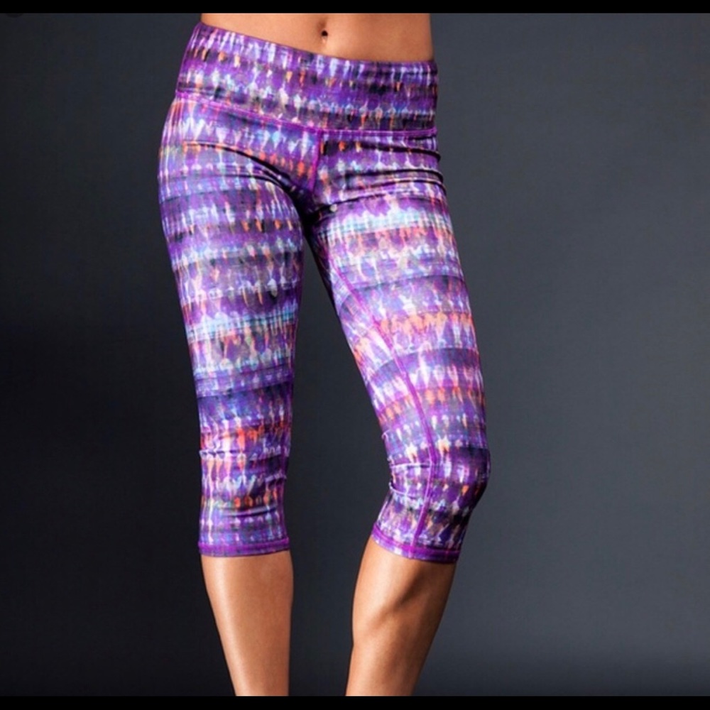 Alo Yoga crop